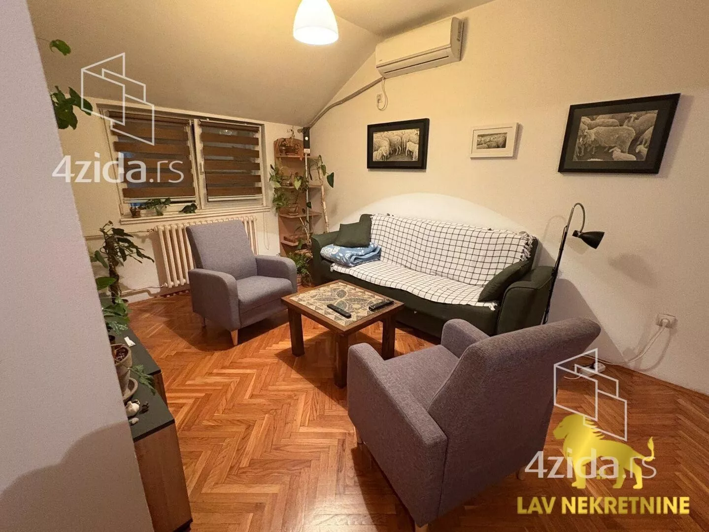 Troiposoban stan | 4zida