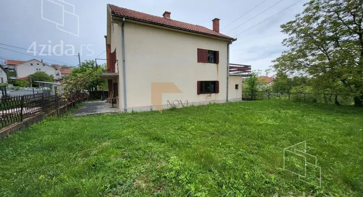 Kuća | 4zida