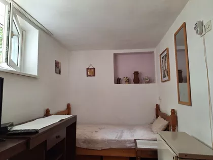 Nikole Tesle 9 | 4zida.rs