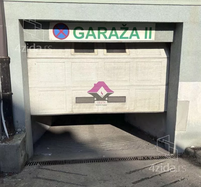 Garaža | 4zida