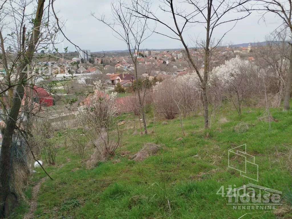 Plac | 4zida