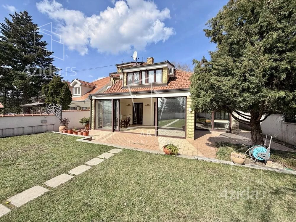 3-etažna kuća | 4zida