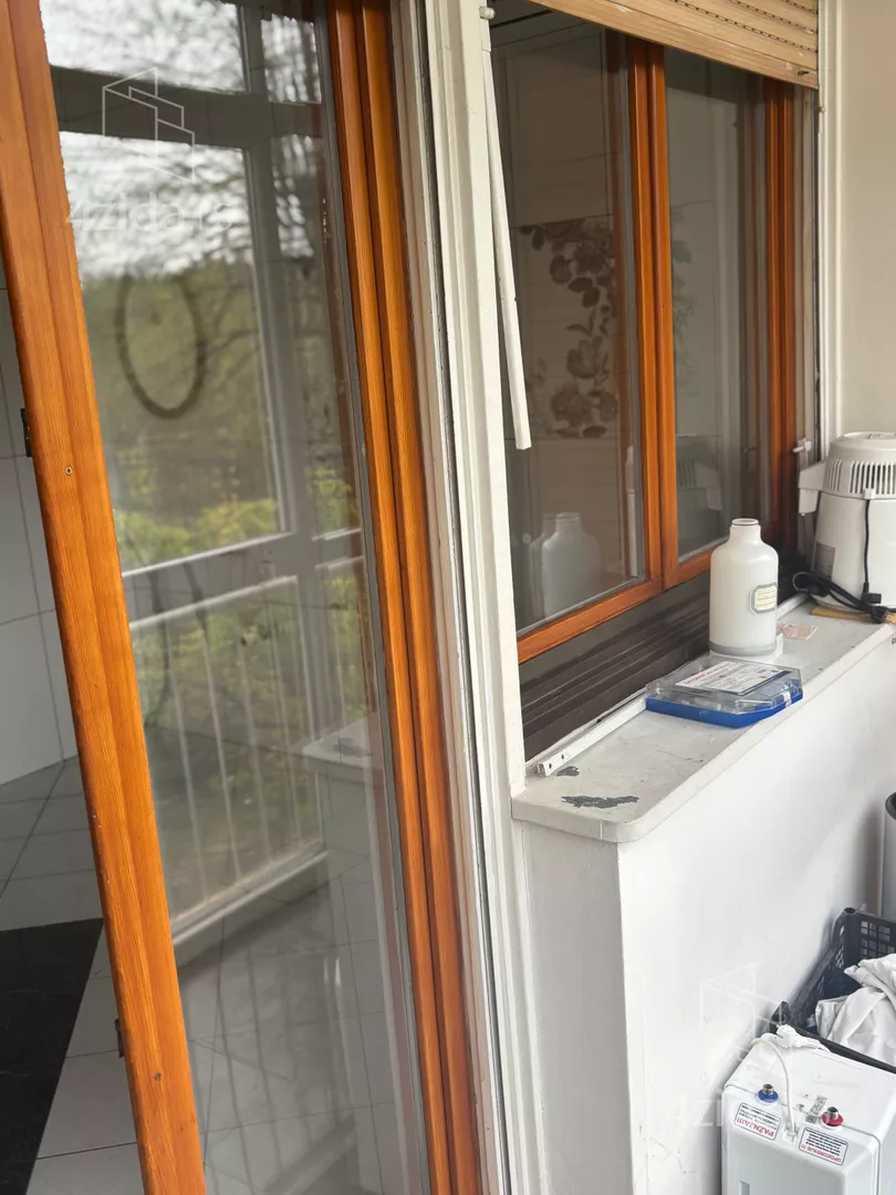 Poslovna zgrada | 4zida