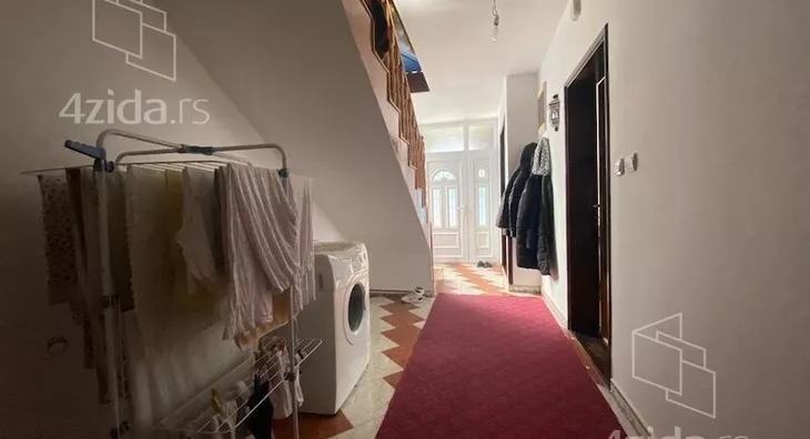 3-etažna kuća | 4zida