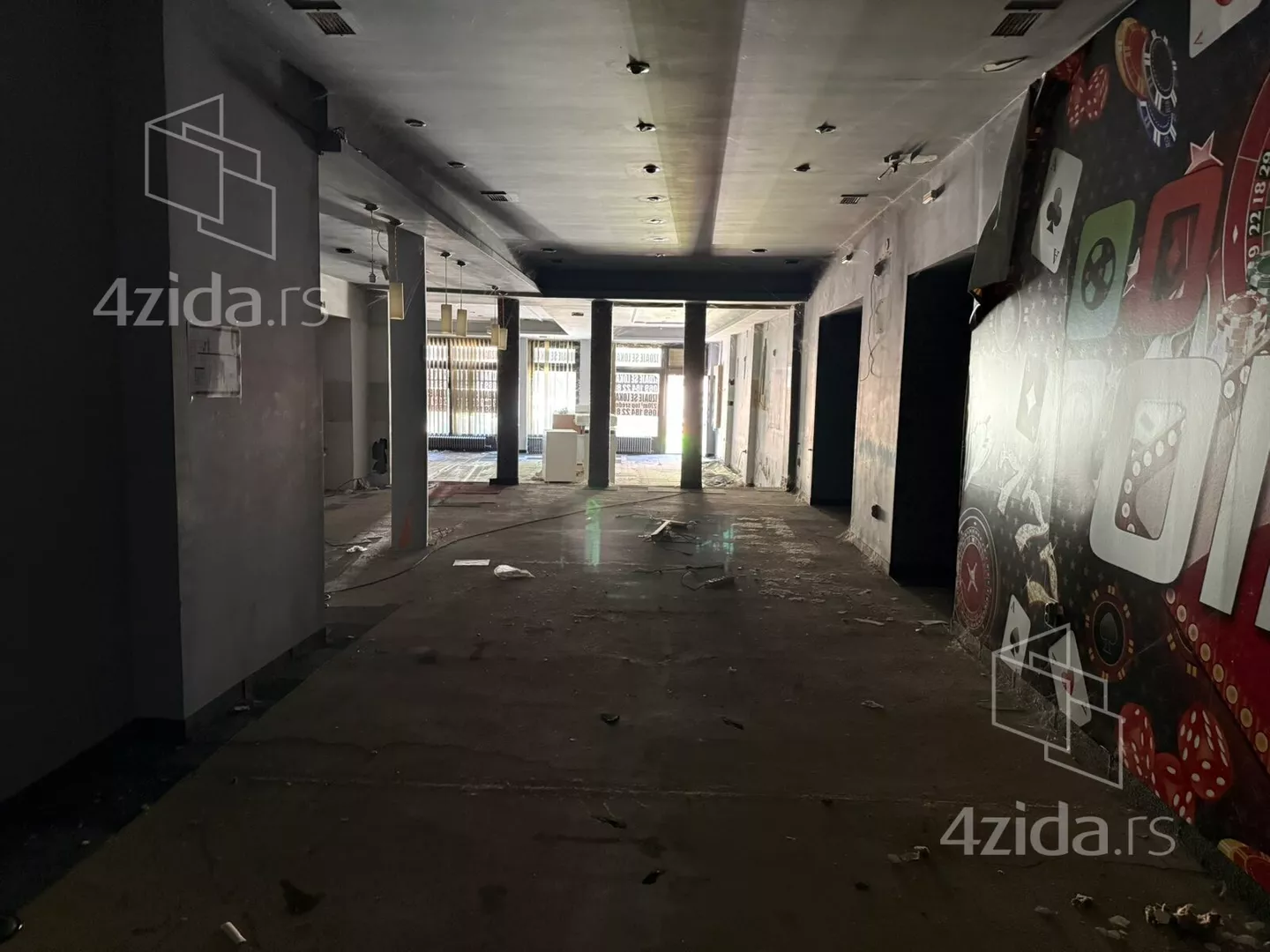 Lokal | 4zida
