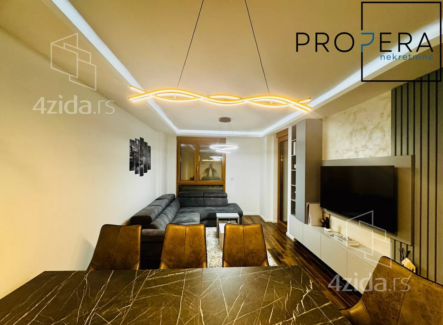 Dvoiposoban stan | 4zida