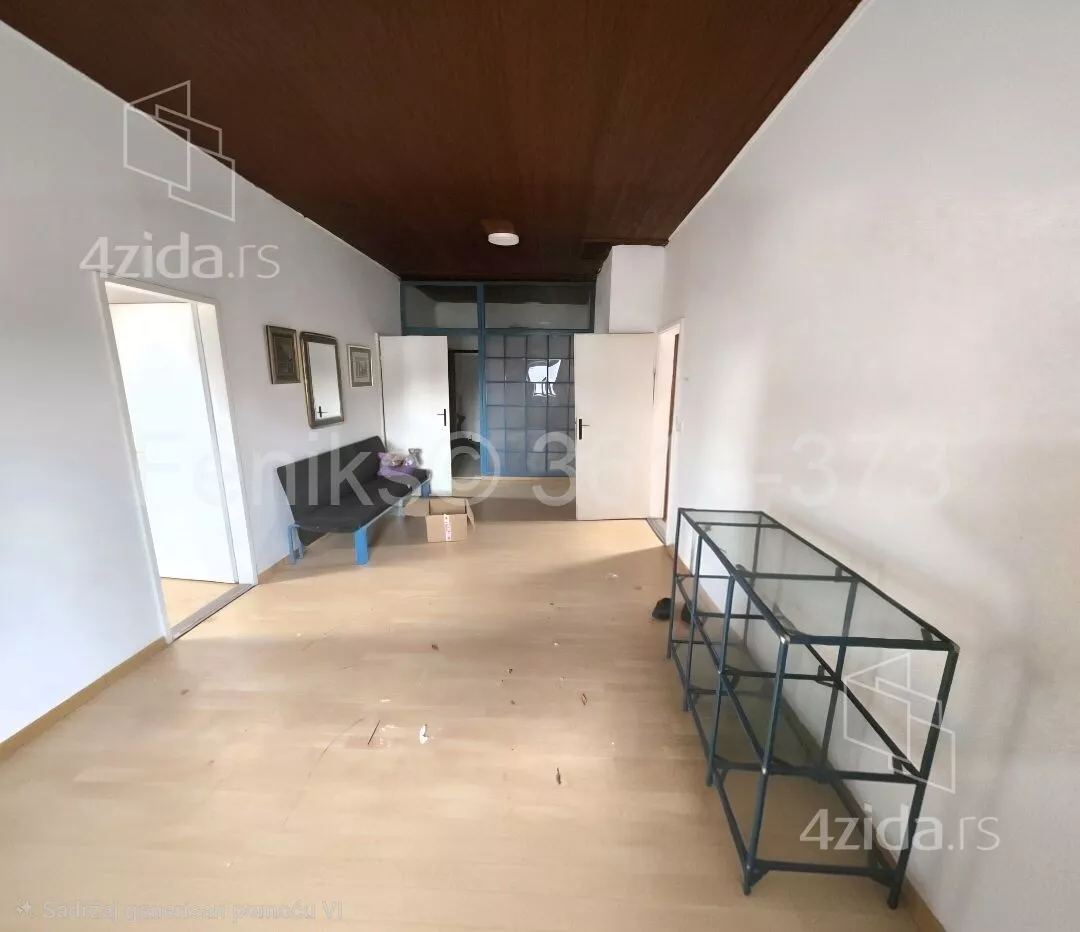 Četvoroiposoban stan | 4zida