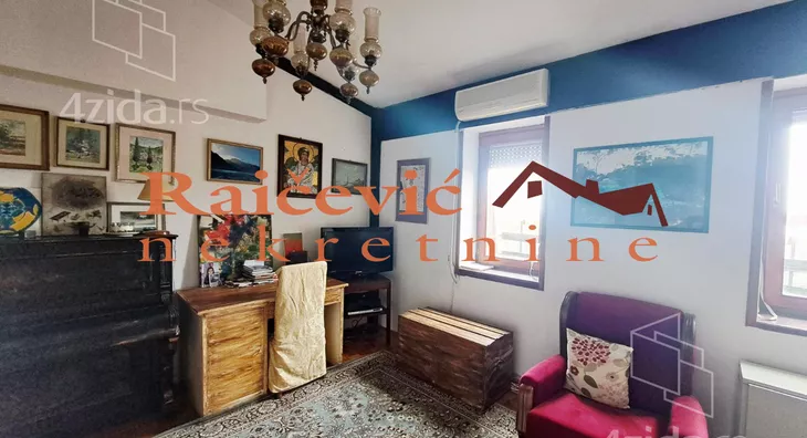 Troiposoban stan | 4zida