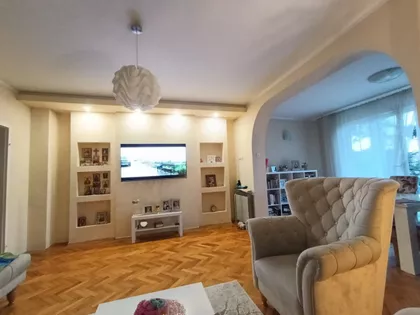 Svetinikolska crkva | 4zida.rs