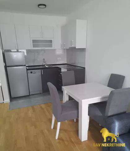 BELE NJIVE | 4zida.rs