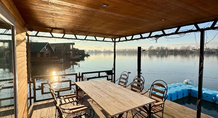 Turistički objekat | 4zida