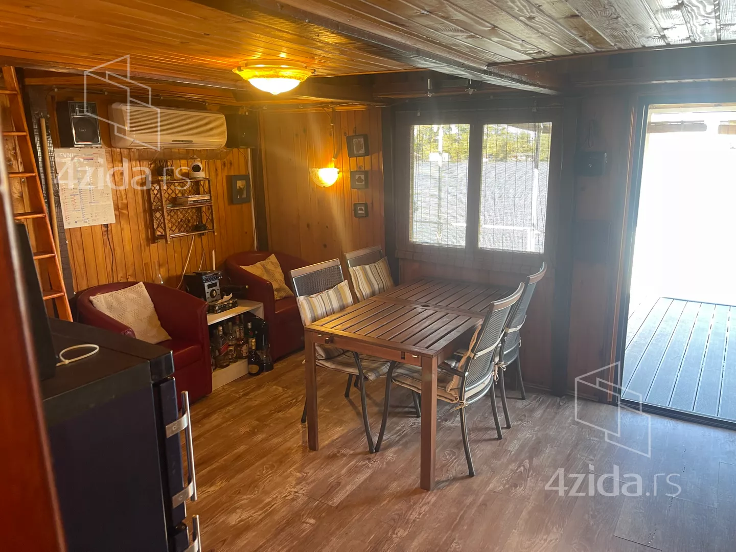 Turistički objekat | 4zida