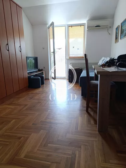 Petefi Šandora | 4zida.rs