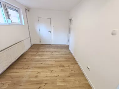 Prvog Maja 5