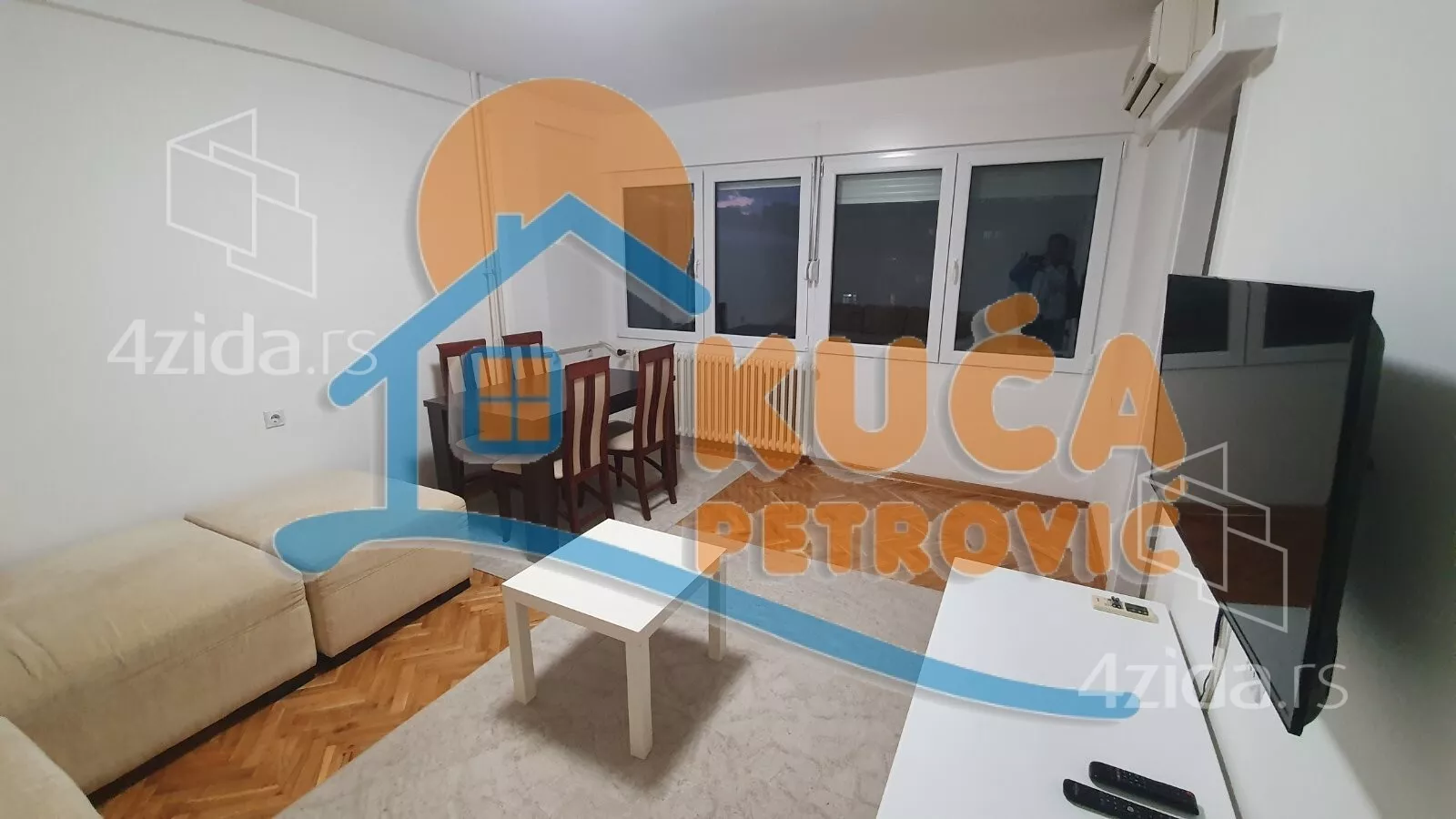 Jednoiposoban stan | 4zida