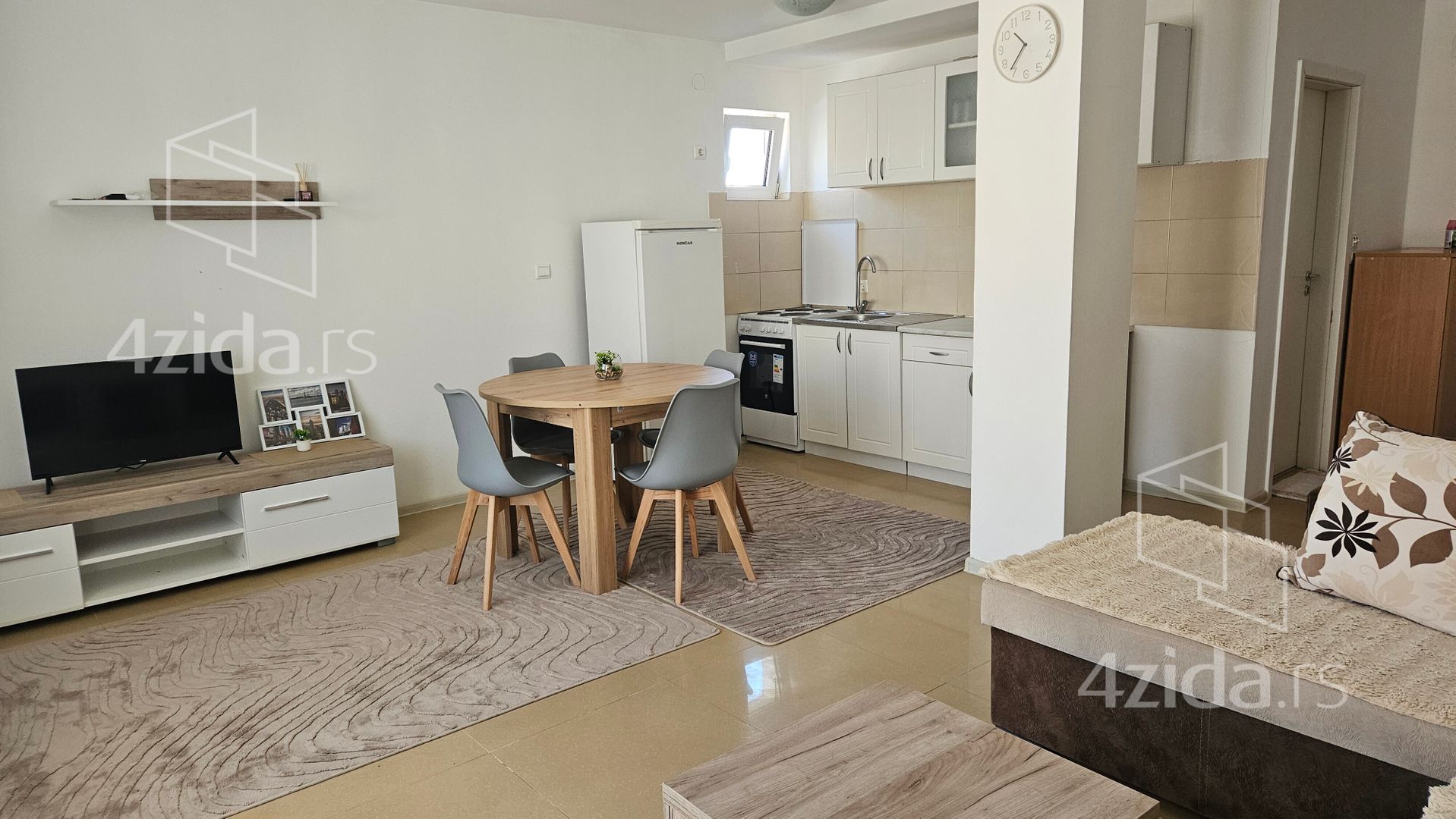 Сдается трехкомнатная квартира, Orašačka 1, 350€, 64m² — фото