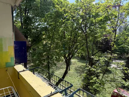 Prvomajska | 4zida.rs