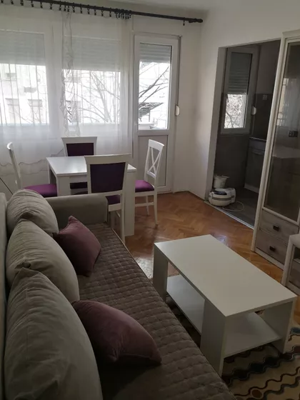 Kozaračka 19 | 4zida.rs