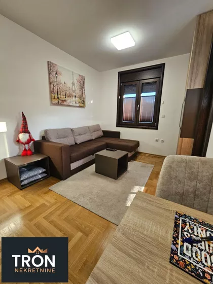 Nemanjina 15V | 4zida.rs