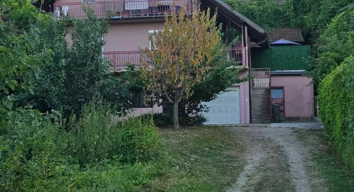 3-etažna kuća | 4zida