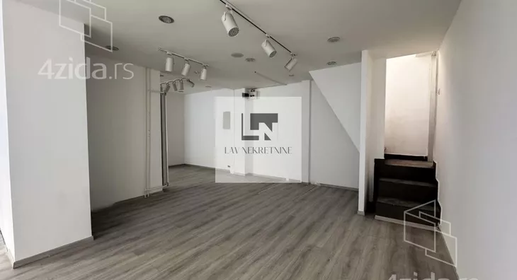 Lokal | 4zida