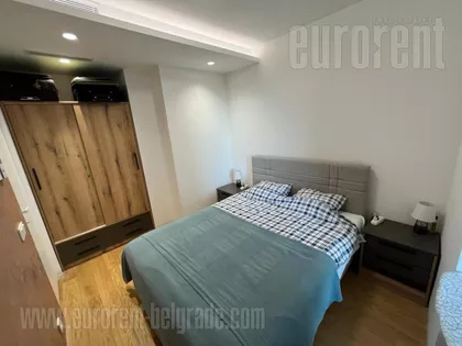 SAKURA PARK | 4zida.rs