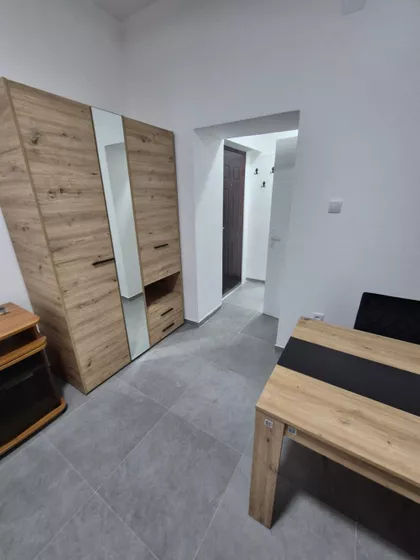 Kapetan Mišina | 4zida.rs