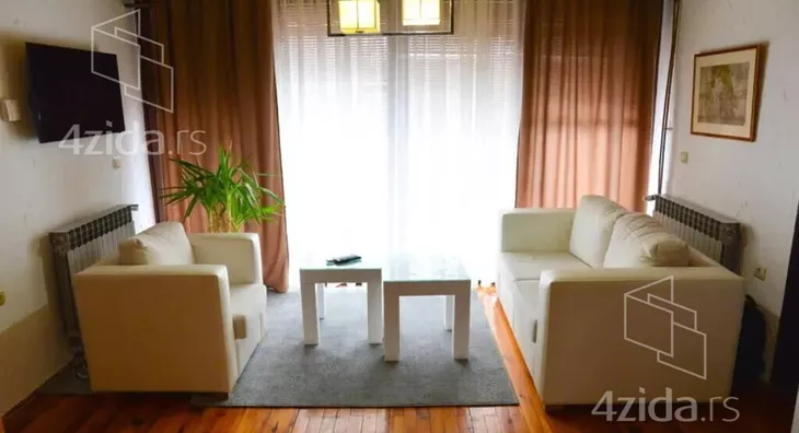 4-etažna kuća | 4zida