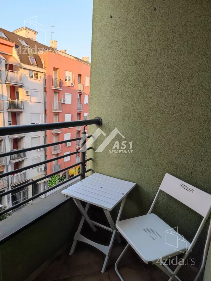 Garsonjera | 4zida