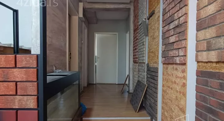 Lokal | 4zida
