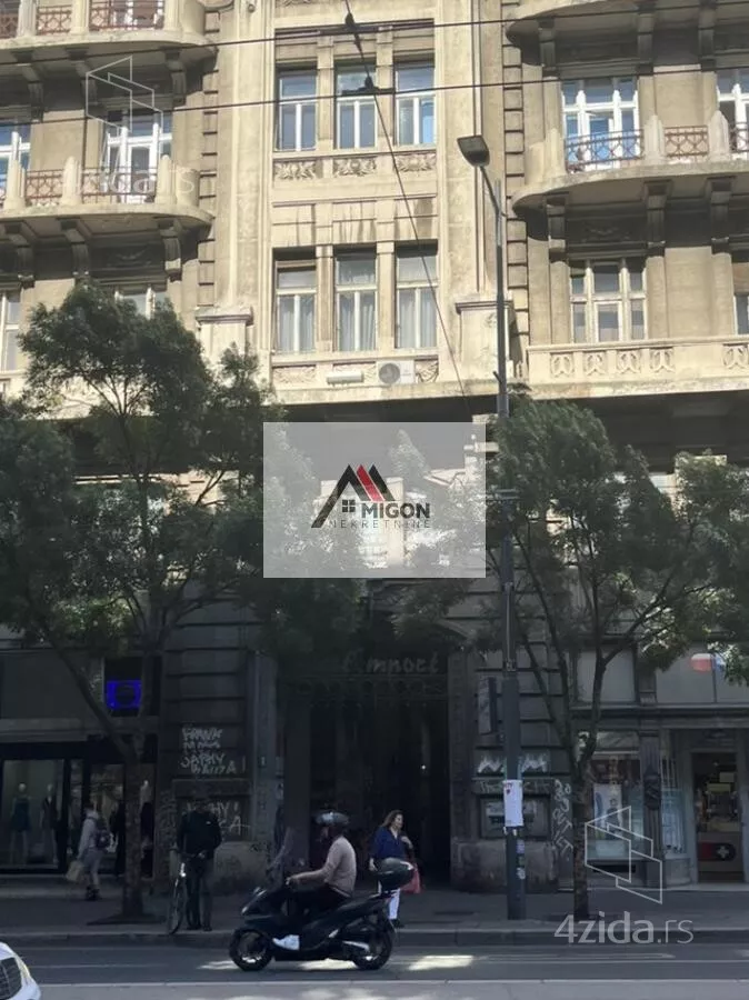 Troiposoban stan | 4zida