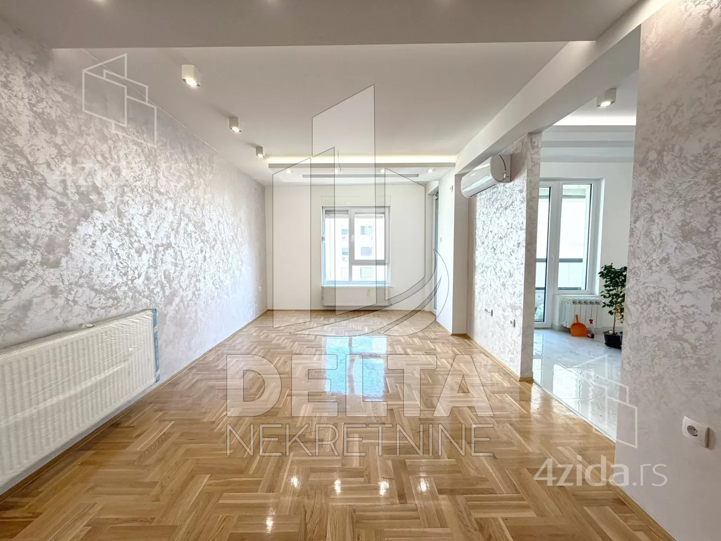 Petosoban stan | 4zida