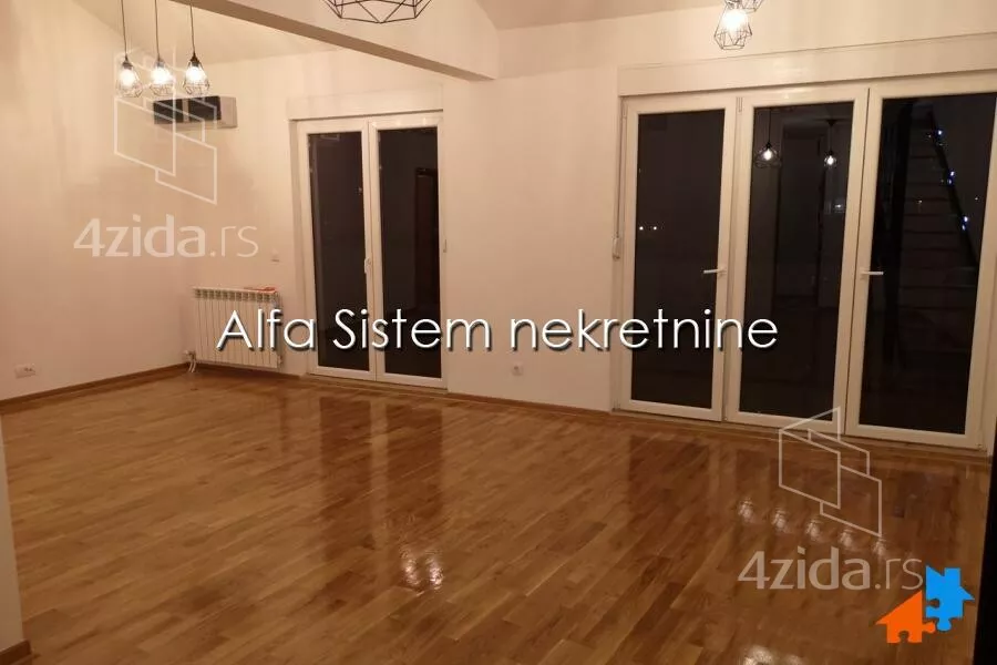 Petosoban stan | 4zida