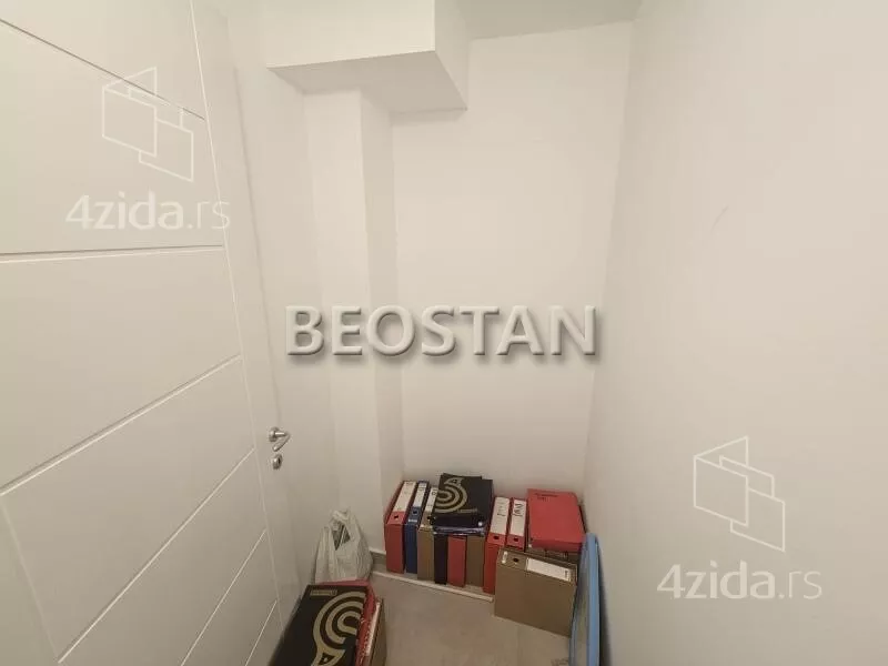 Lokal | 4zida