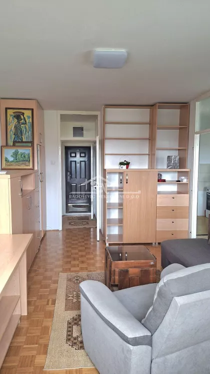 Saše Simeunovića | 4zida.rs