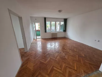 Dimitrija Tucovića 185 | 4zida.rs