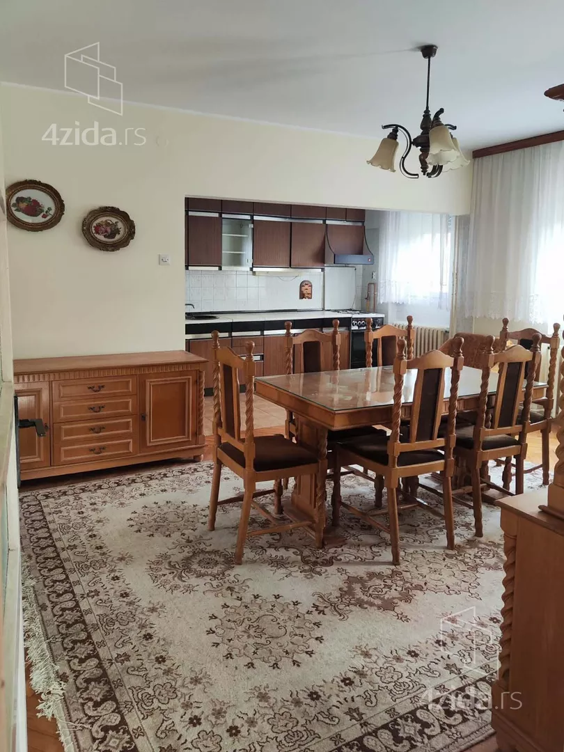 3-etažna kuća | 4zida