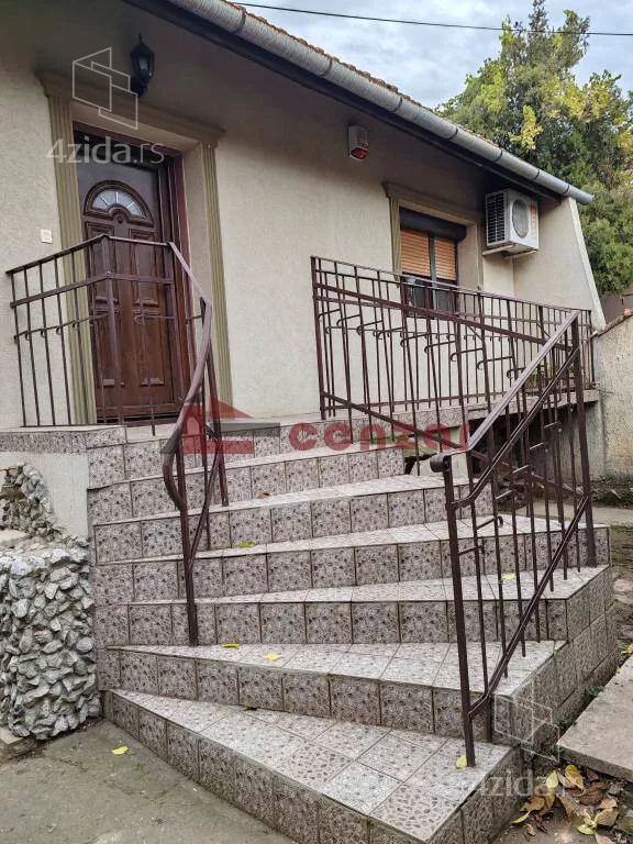 3-etažna kuća | 4zida