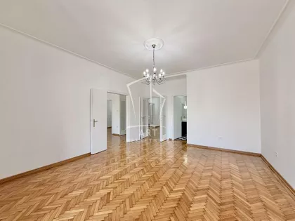 Trg Nikole Pašića | 4zida.rs