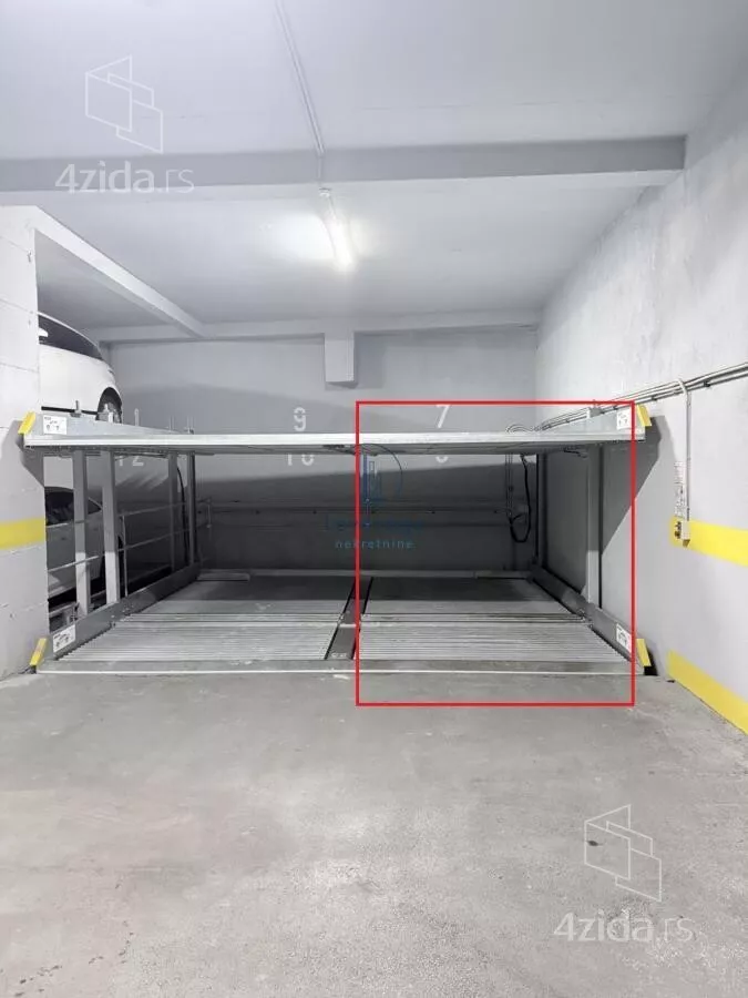 Garaža | 4zida