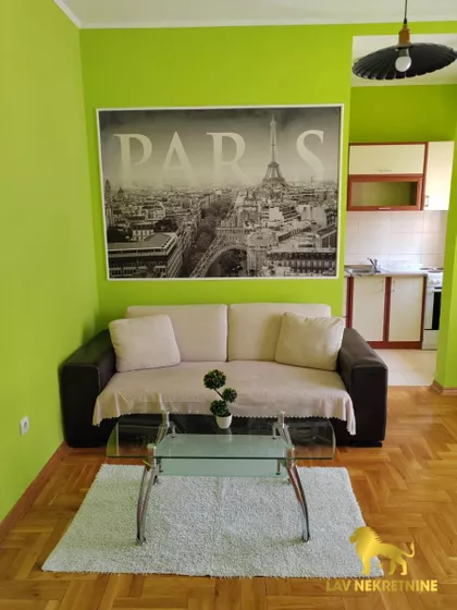 TONE HADŽIĆA | 4zida.rs