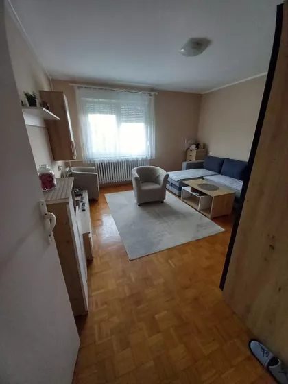 Železnička stanica | 4zida.rs