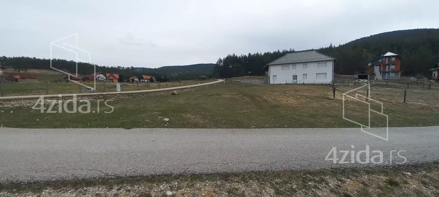 Građevinsko zemljište | 4zida