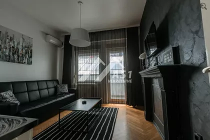 Zmaj Jovina | 4zida.rs