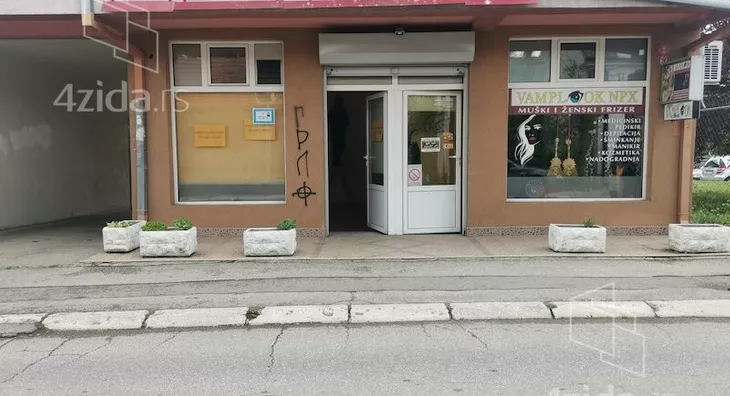 Poslovni prostor | 4zida