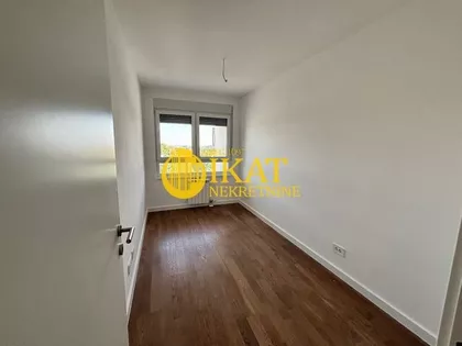 Banatska | 4zida.rs
