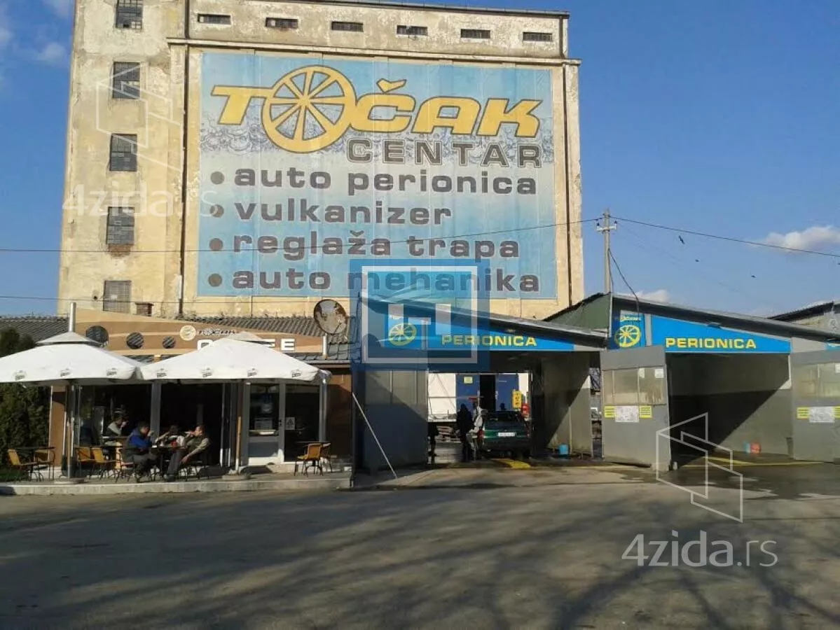 Poslovni prostor | 4zida