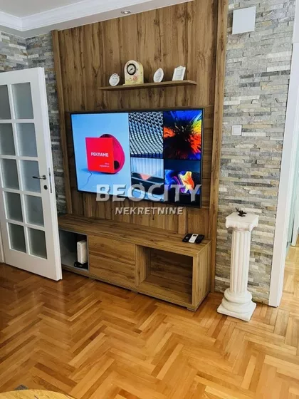 Nede Spasojević | 4zida.rs