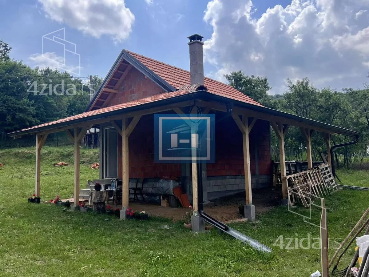 Kuća | 4zida