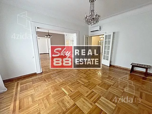 Petoiposoban stan | 4zida